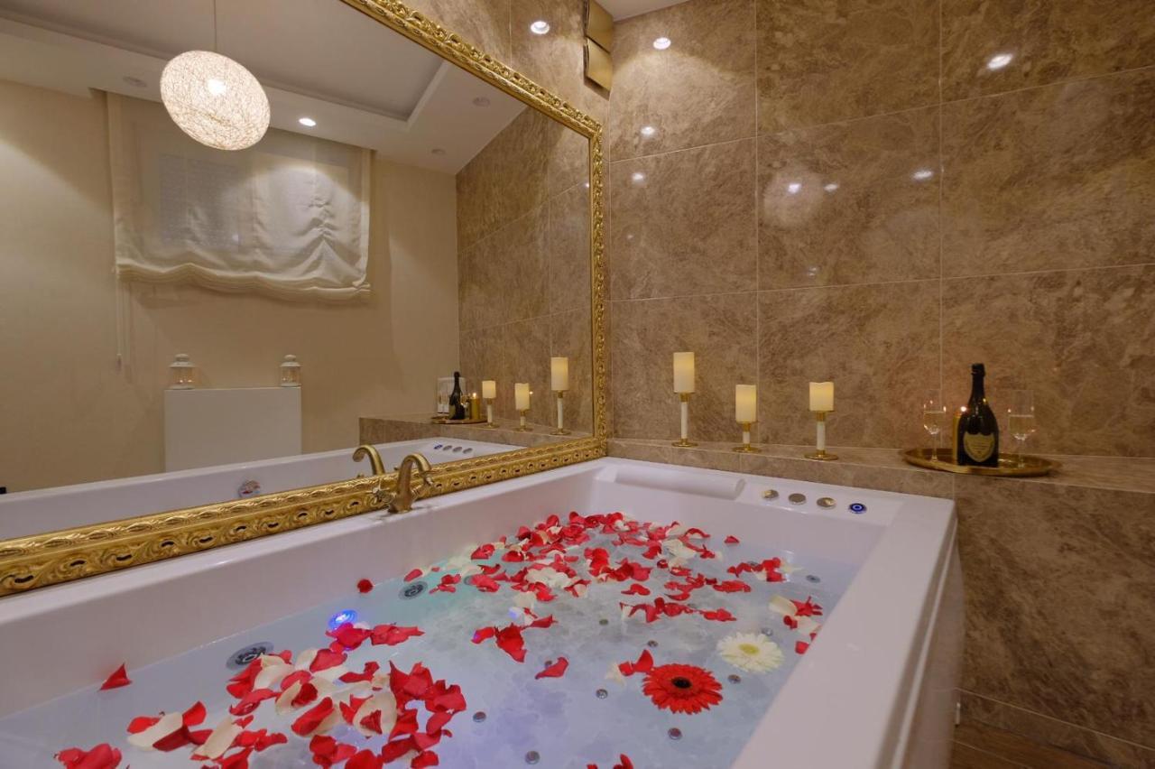 Central Business Apartments Jacuzzi Beograd Eksteriør billede